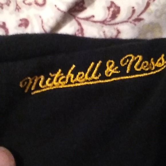 Pittsburgh Steelers hoodie by Mitchell & Ness - Picture 3 of 8